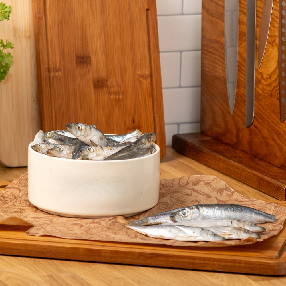 Whole seasonal oily fish 1KG