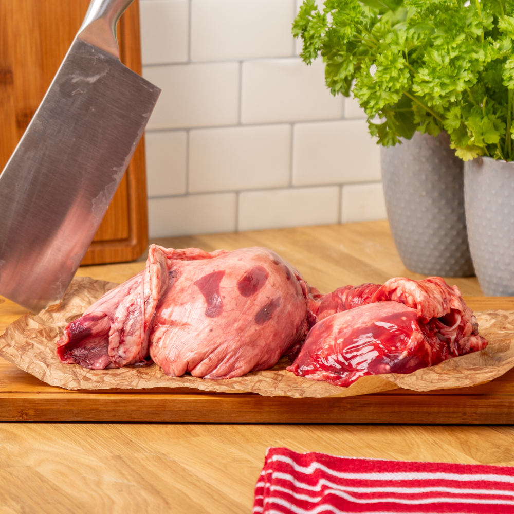 Lamb lung whole weighing approximately 500g but may fall either side of this