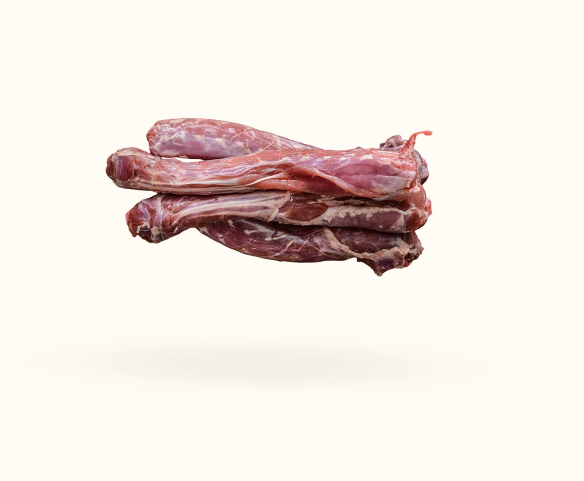 7x Duck necks from locally sourced free range birds.